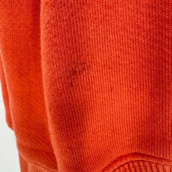 Evereve Sweatshirt Womens SMALL Embroidered Heart Preppy Academia Classiccore - Picture 8 of 11